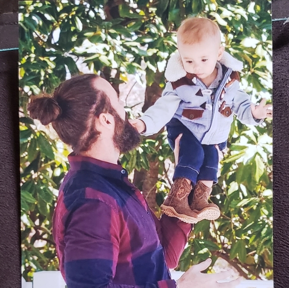 12Mth Gap Toggle & Zip Vest - Picture 5 of 5